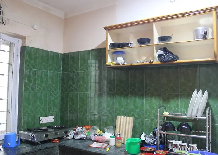 & Homestay *
